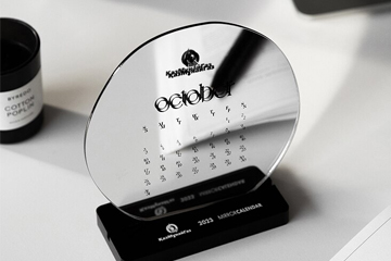 MIRЯOR CALENDAR — эксклюзивный календарь